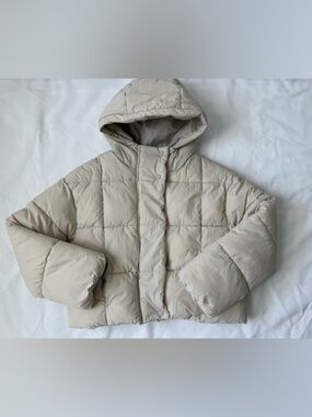 Primark Kids Hooded Puffer Jacket in Light Beige